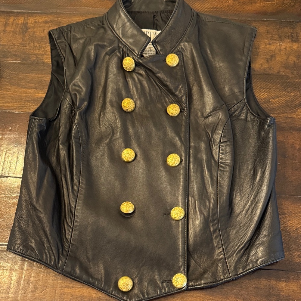 Positano Pelle Leather Vest with Gold Buttons
